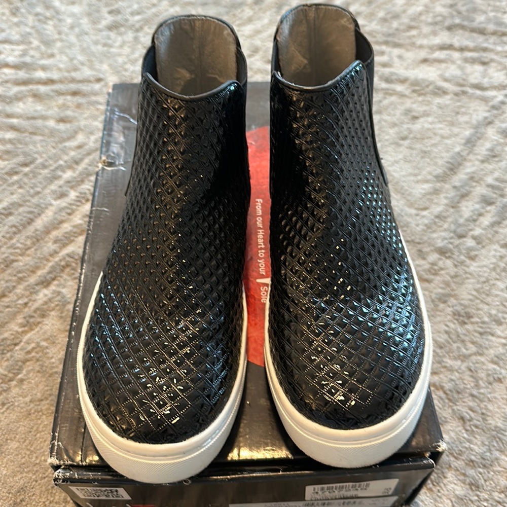 Black Patent Luichiny Virtual Star Fashion Slip-on Sneakers